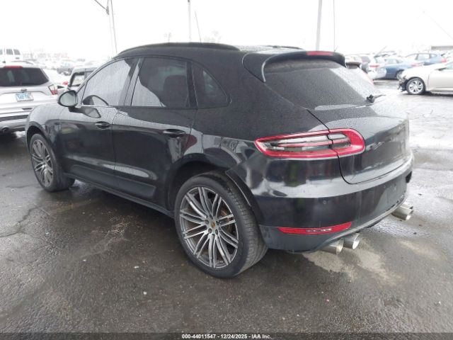 Porsche Macan S Image 9