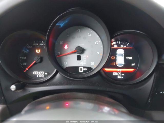 Porsche Macan S Image 15