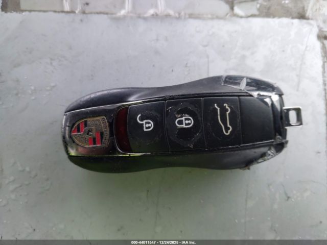 Porsche Macan S Image 12