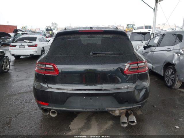 Porsche Macan S Image 13