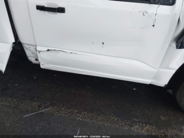 Ford F-150 Xl Image 6