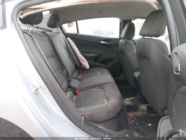 Chevrolet Cruze Ls Auto Image 5