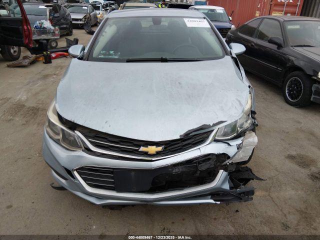 Chevrolet Cruze Ls Auto Image 11