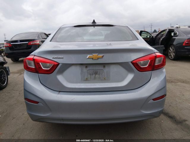 Chevrolet Cruze Ls Auto Image 2