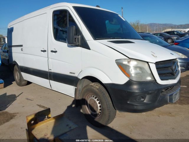 Mercedes-Benz Sprinter 2500 Normal Roof Image 1