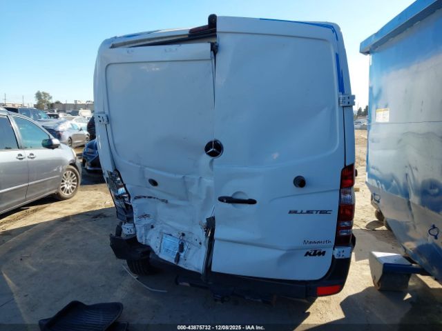 Mercedes-Benz Sprinter 2500 Normal Roof Image 15