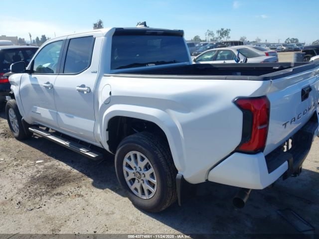 Toyota Tacoma Sr5 Image 12