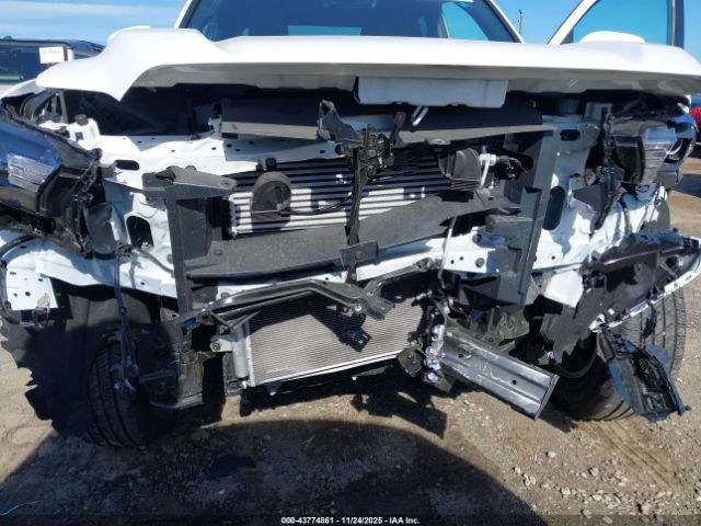 Toyota Tacoma Sr5 Image 13