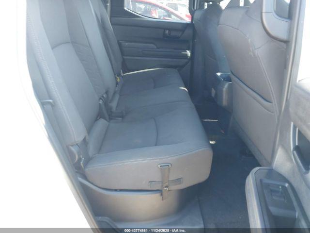 Toyota Tacoma Sr5 Image 7