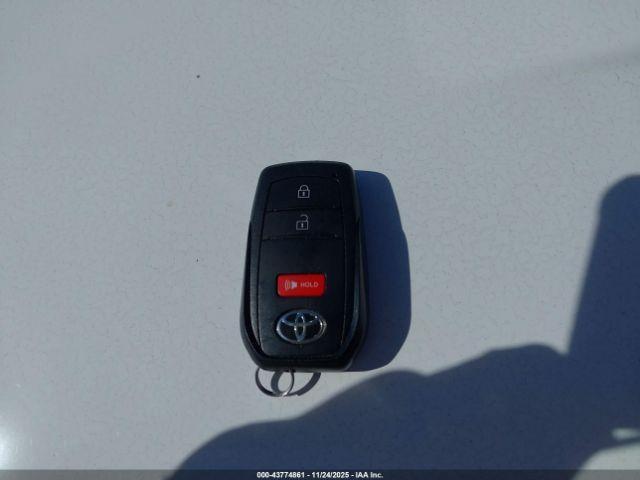 Toyota Tacoma Sr5 Image 10