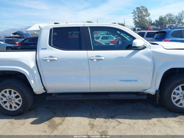 Toyota Tacoma Sr5 Image 17