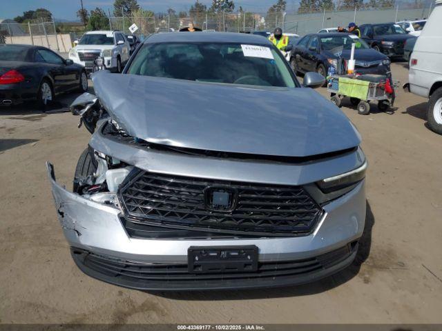 Honda Accord Lx Image 9