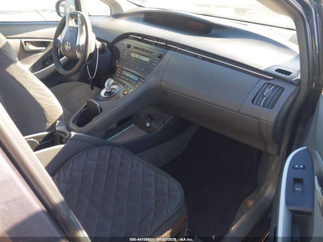 Toyota Prius Ii Image 11