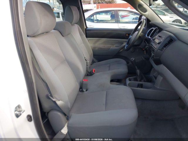 Toyota Tacoma Image 7