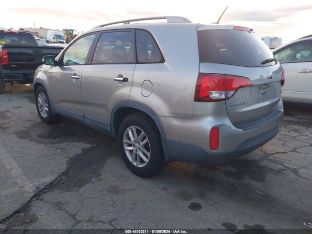 Kia Sorento Lx Image 3