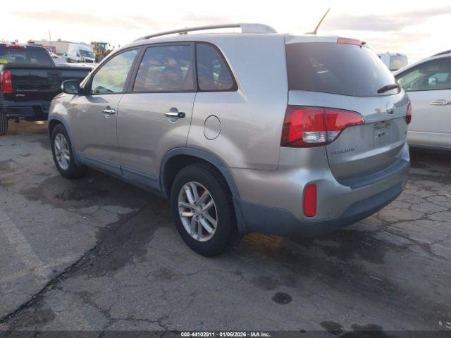 Kia Sorento Lx Image 3