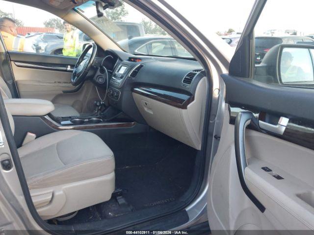 Kia Sorento Lx Image 9