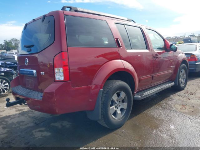 Nissan Pathfinder Se Image 2