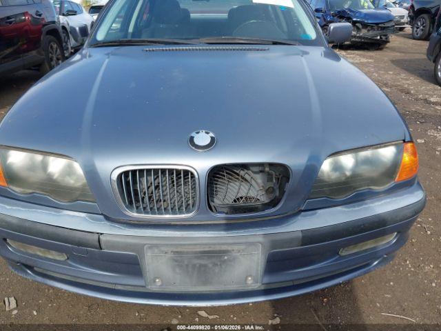 BMW 3 Series Image 5