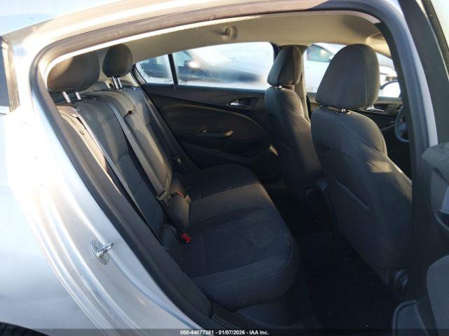 Chevrolet Cruze Lt Auto Image 11