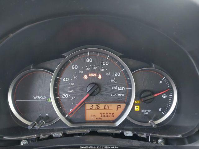 Toyota Yaris Le Image 3