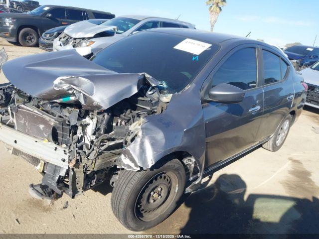 Nissan Versa 1.6 Sv Image 10
