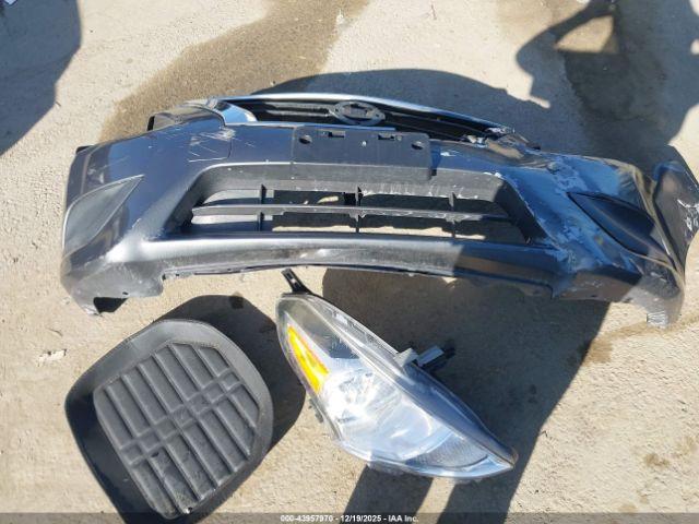 Nissan Versa 1.6 Sv Image 9