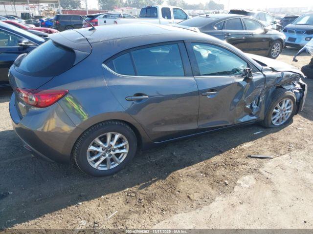 Mazda Mazda3 I Touring Image 10