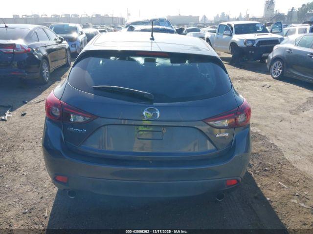 Mazda Mazda3 I Touring Image 14