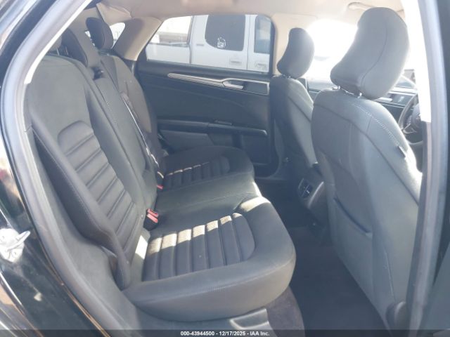 Ford Fusion Se Image 4