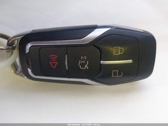 Ford Fusion Se Image 6