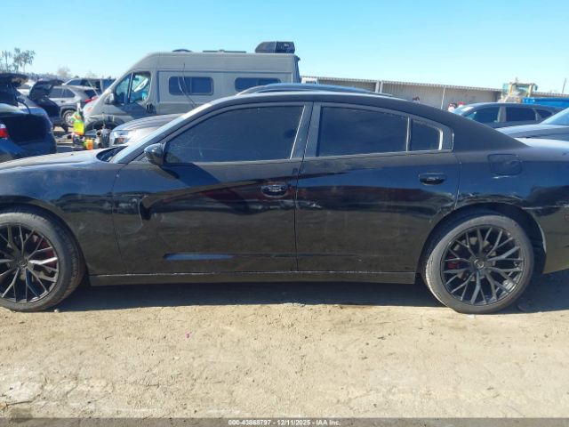 Dodge Charger Image 15