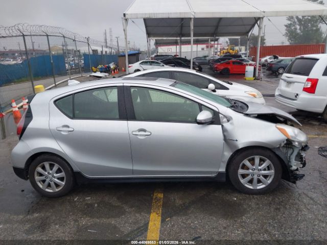 Toyota Prius c Three Image 15