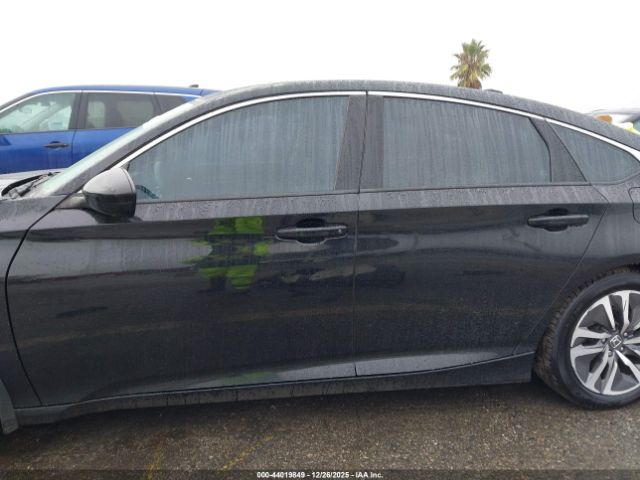 Honda Accord Image 16