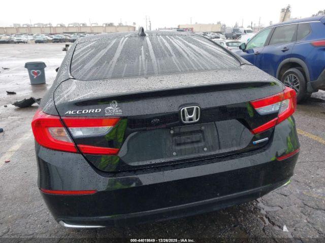 Honda Accord Image 6