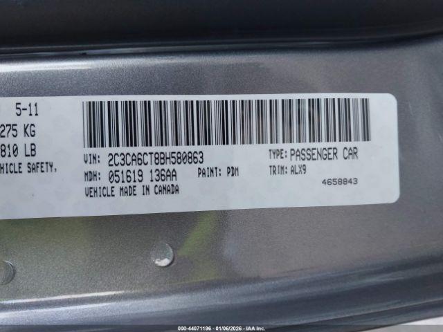 Chrysler 300c Image 2