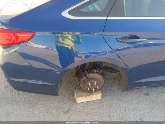 Hyundai SONATA Image 6