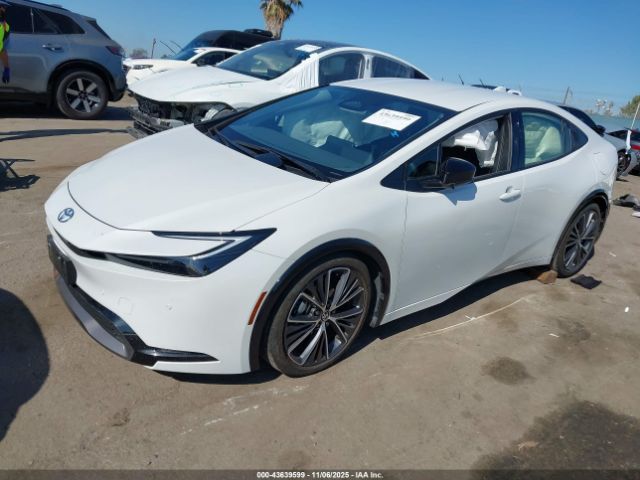 Toyota Prius Xle Image 10