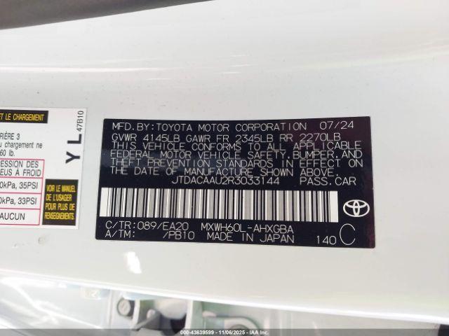 Toyota Prius Xle Image 2