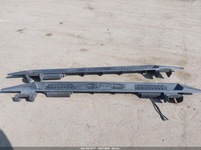 Ford F-150 Raptor Image 5