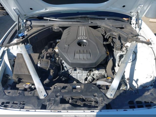 Genesis G70 2.0t Awd Image 10