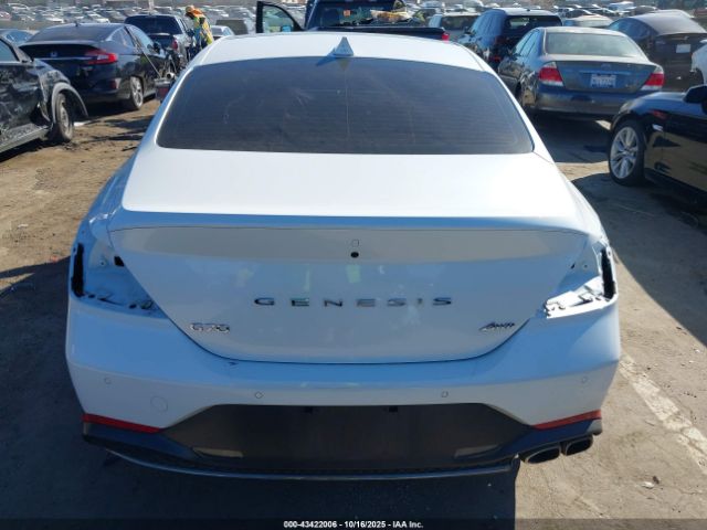 Genesis G70 2.0t Awd Image 3