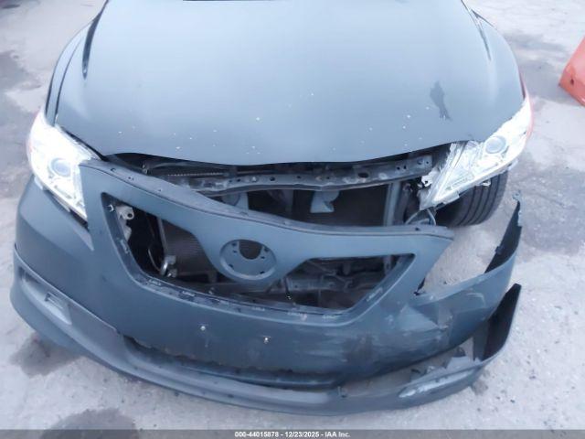 Toyota Camry Se V6 Image 14