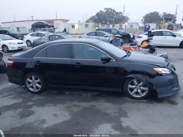 Toyota Camry Se V6 Image 4