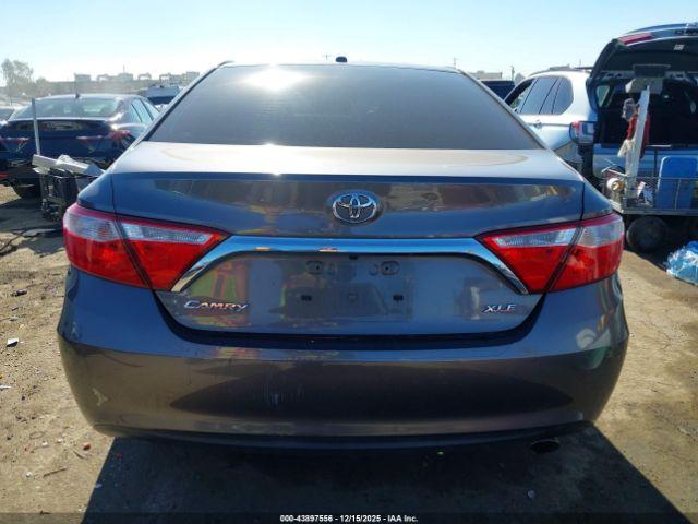 Toyota Camry Xle Image 14