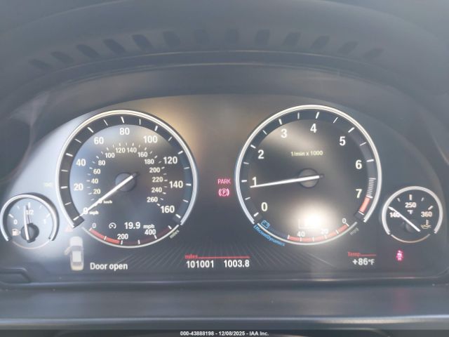 BMW 5 Series Image 6