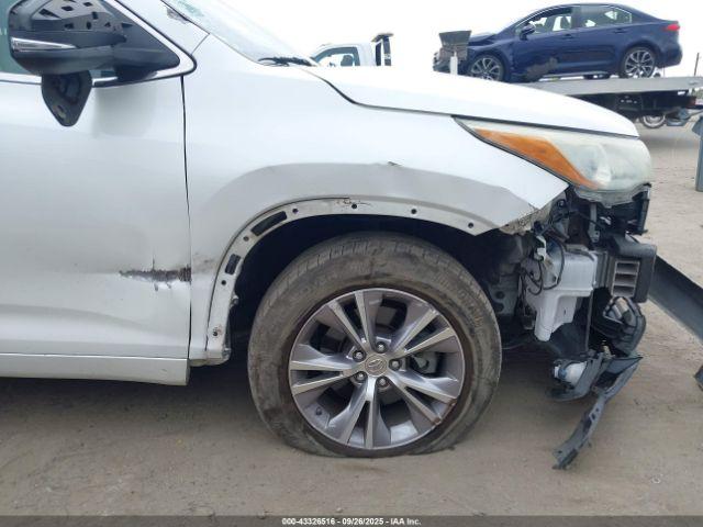 Toyota Highlander Le Plus V6 Image 20