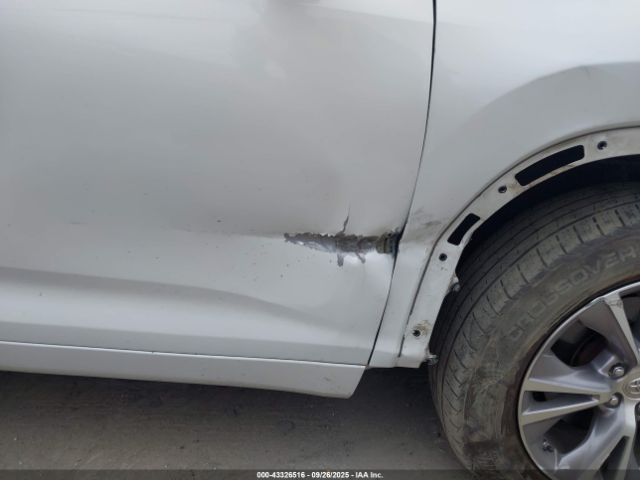 Toyota Highlander Le Plus V6 Image 13