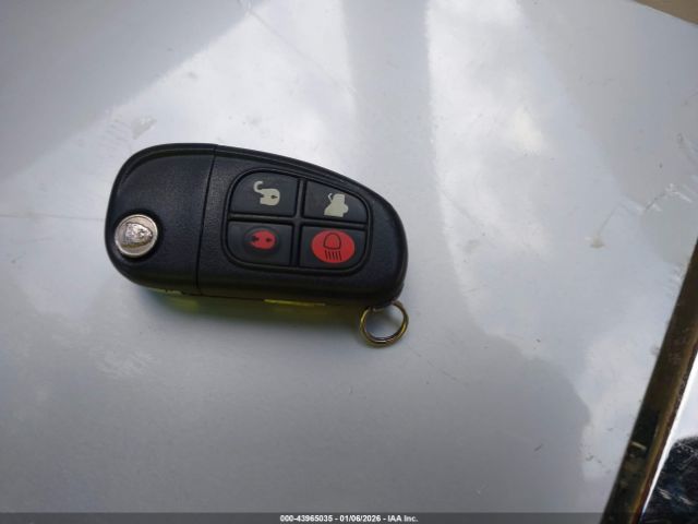 Jaguar XJ Xj8 L Image 6