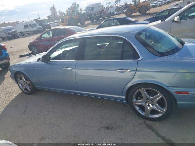 Jaguar XJ Xj8 L Image 14